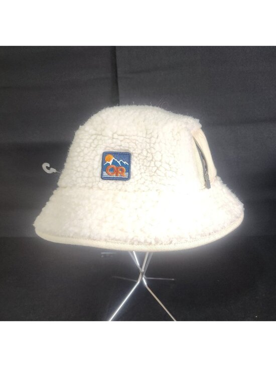 Outdoor Research Accessories - Outdoor Research x Quinn Mason Quinn Bucket Hat - Cream Sherpa Fleece - Limited